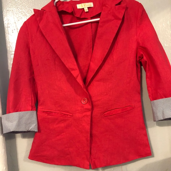Red blazer - Picture 2 of 6